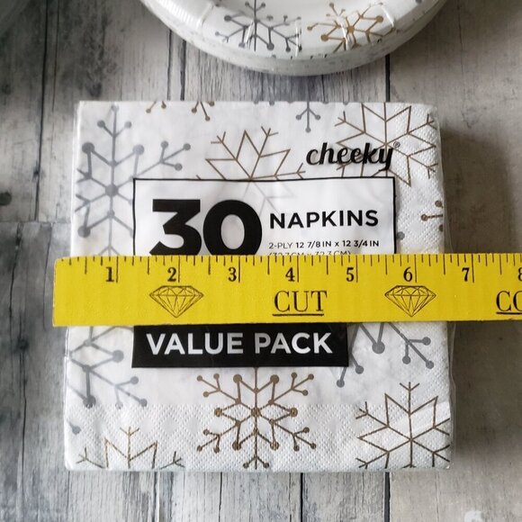 NWT - Sliver, Gold and White Snowflake Set of 60 paper Plates and Paper Napkins - Picture 4 of 5